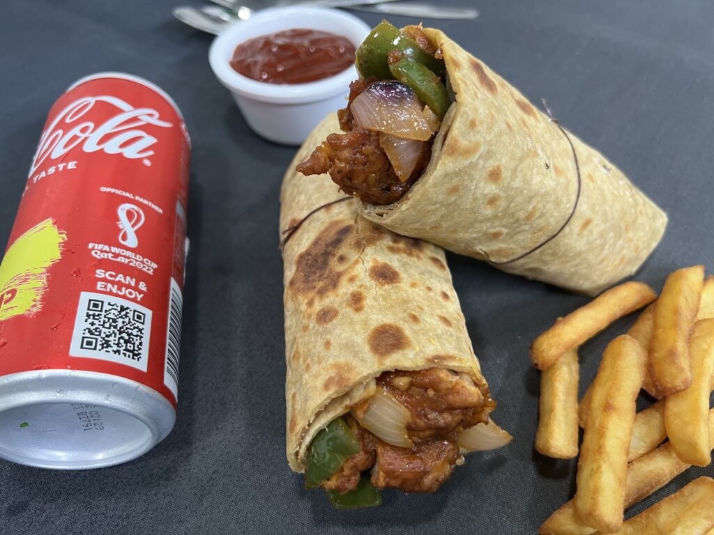 Chilli Chicken Roll Combo
